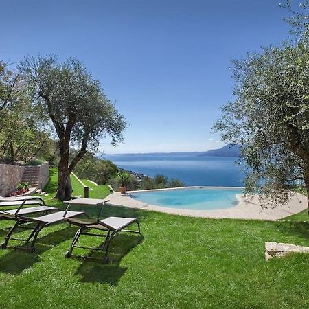 Villa Divina-Apt Armonia-Con Piscina E Vista Lago カステッレット・ディ・ブレンゾーネ エクステリア 写真