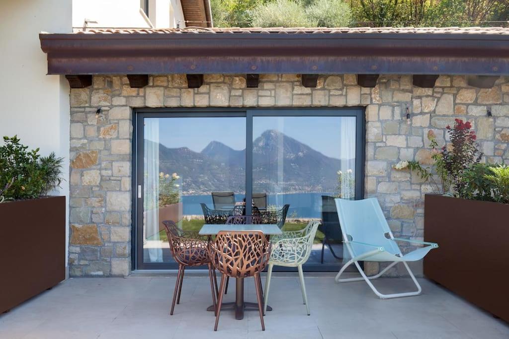 Villa Divina-Apt Armonia-Con Piscina E Vista Lago カステッレット・ディ・ブレンゾーネ エクステリア 写真